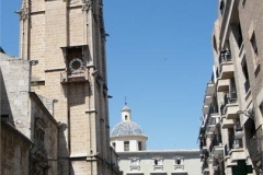 52-Iglesia-Justa-y-Rufina-with-Ayuntamiento-in-background