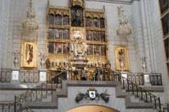 A03-Catedral-side-alter