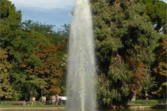 M048-Fountain-near-Crystal-Palace