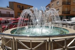K14-Fountain-in-plaza