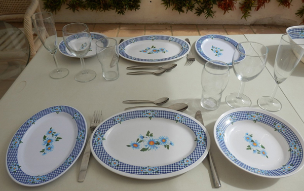 Crockery, Cutlery and Glassware for hire