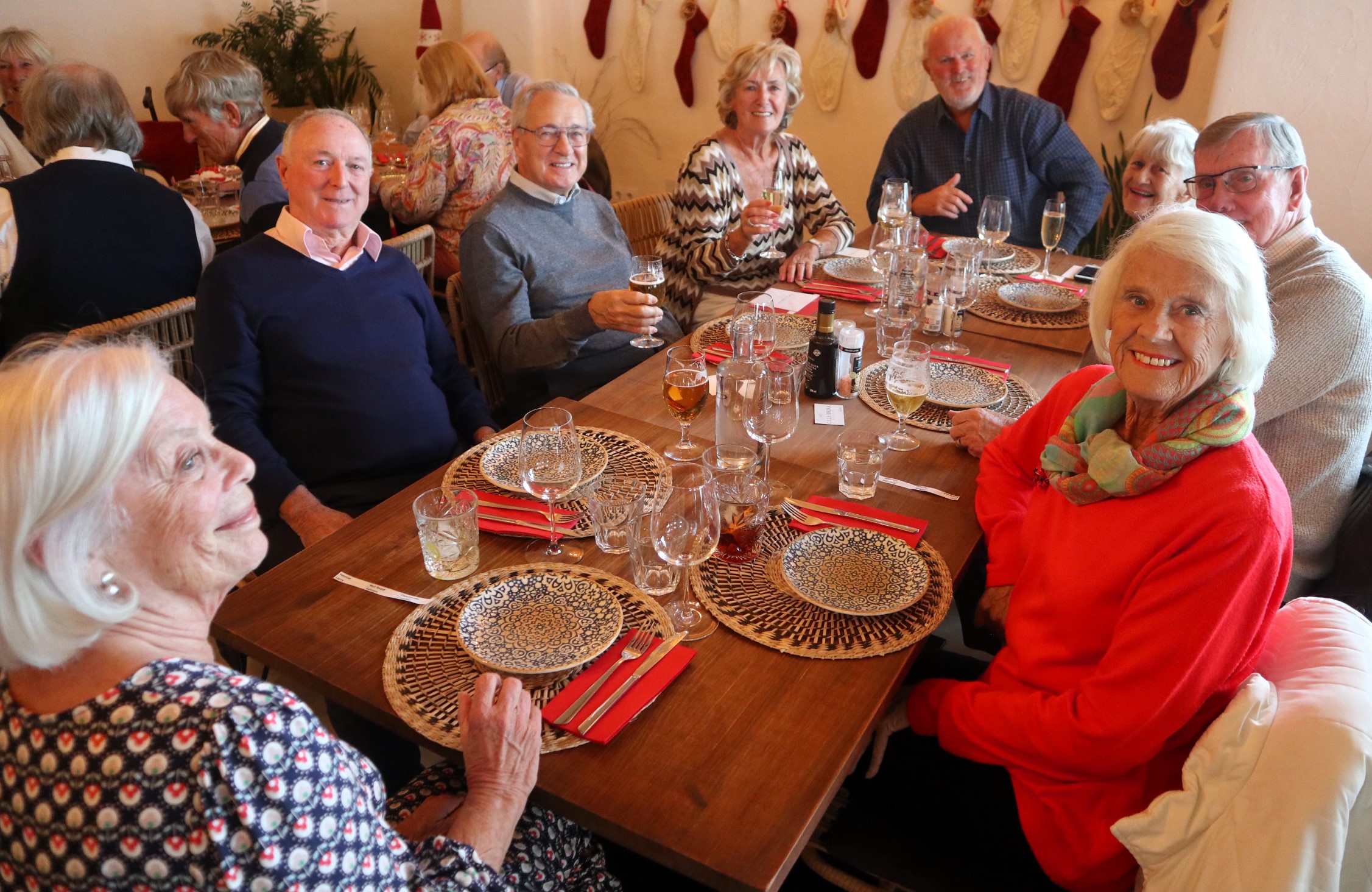 Snooker players break for Christmas