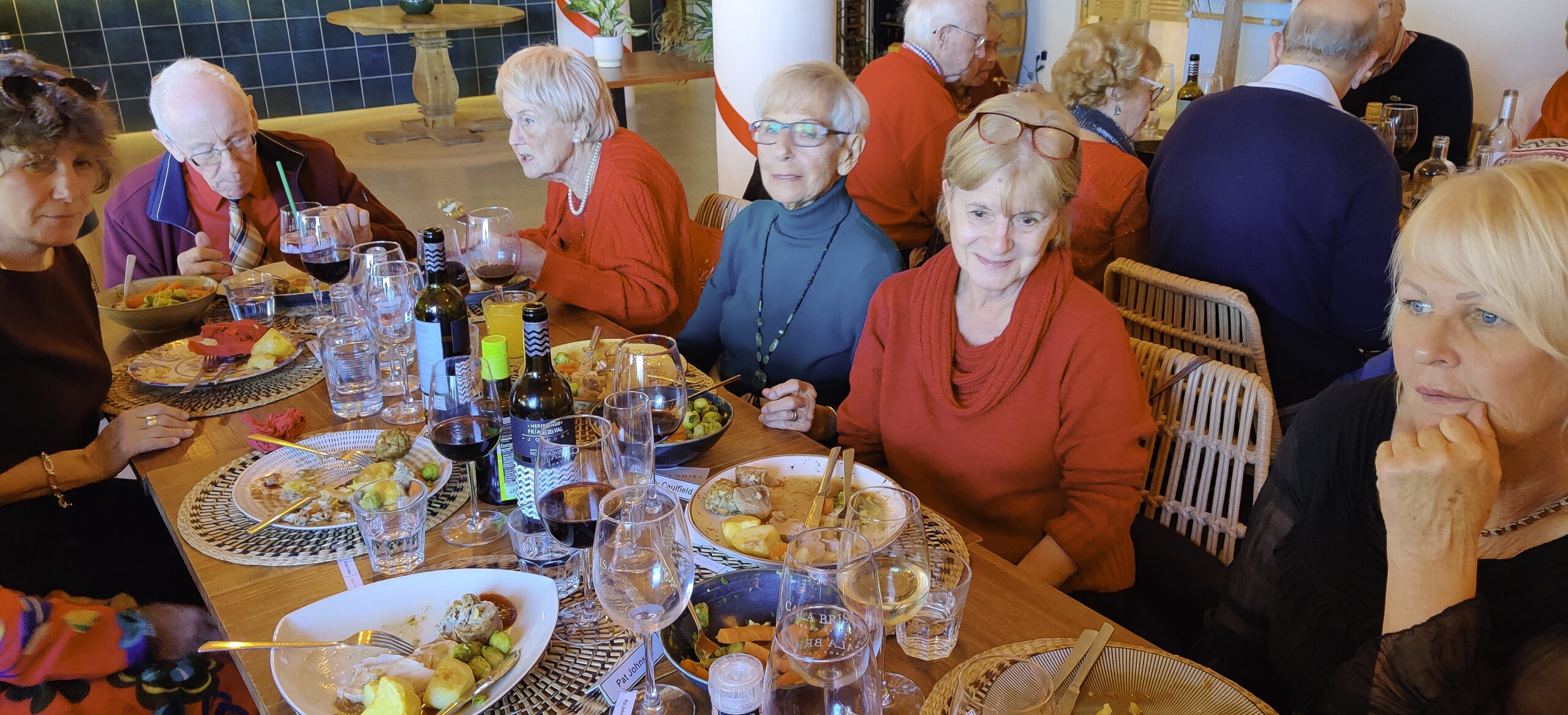 “So bring me some figgy pudding…” – the Solos make merry at their Christmas dinner