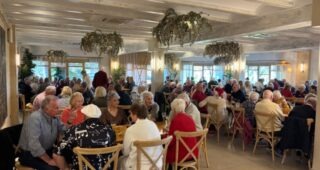 Pre-Christmas Bash at Salones Carrasco