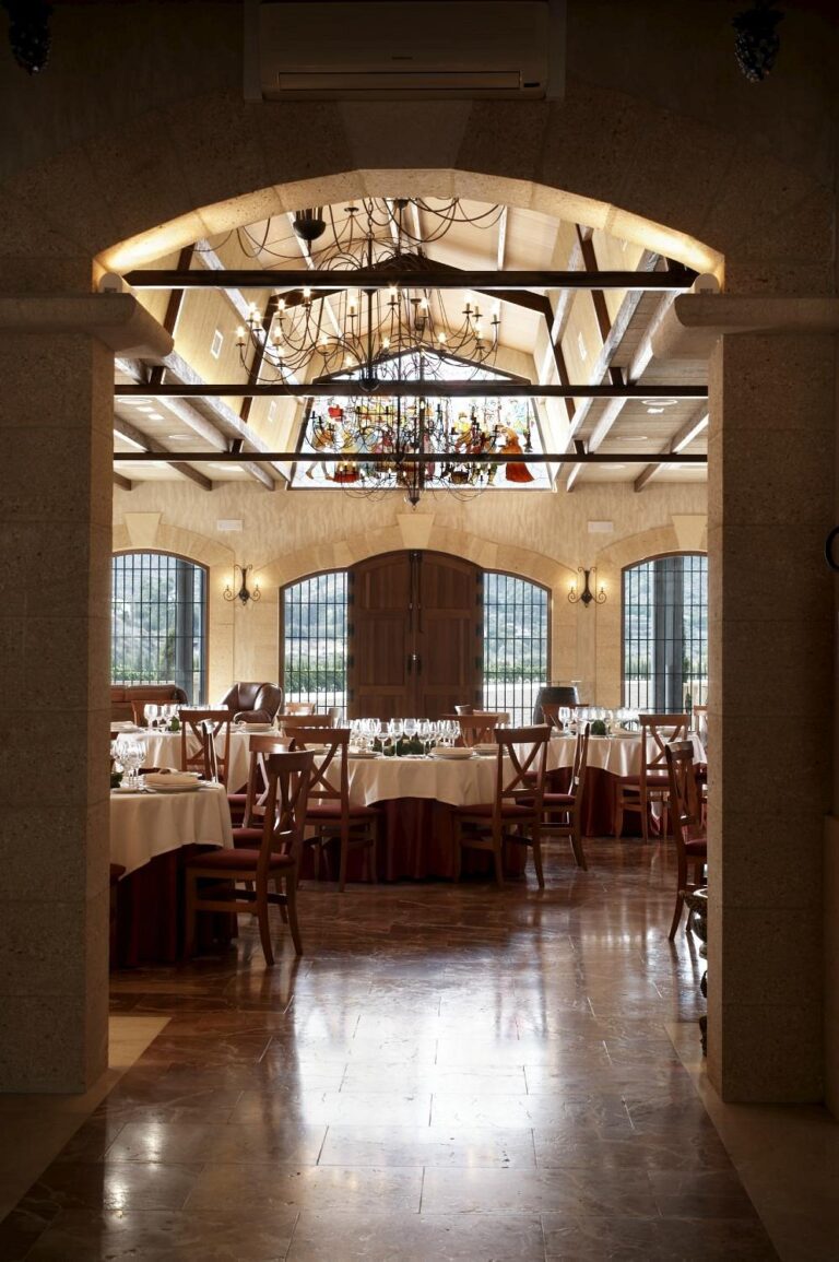 Casa Sicilia bodega visit and lunch – Sunday 22 March