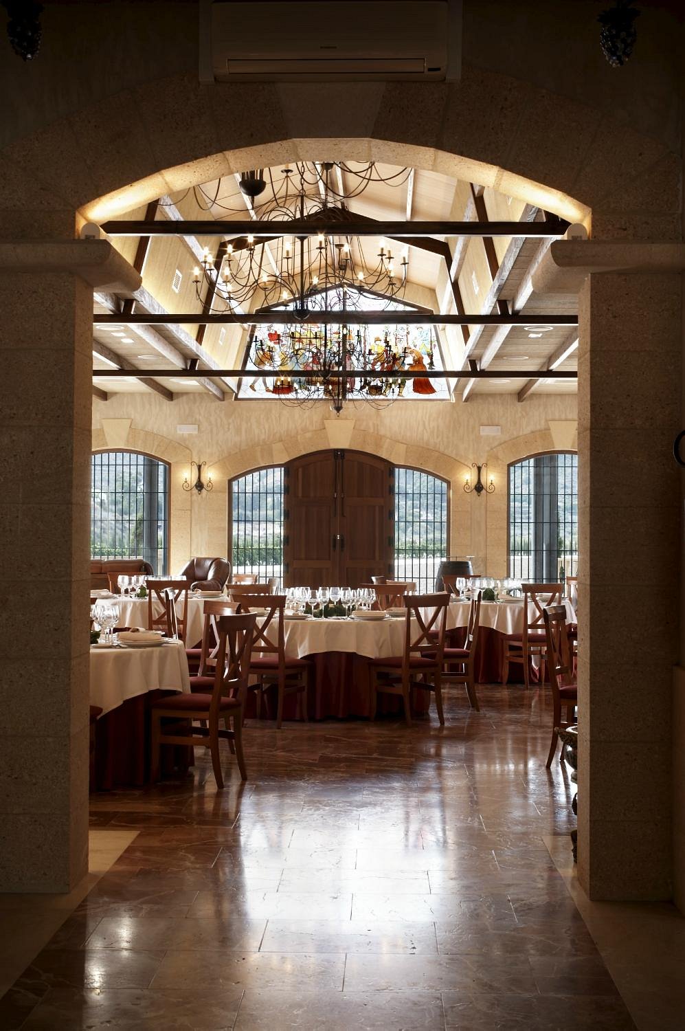 Casa Sicilia bodega visit and lunch – Sunday 22 March